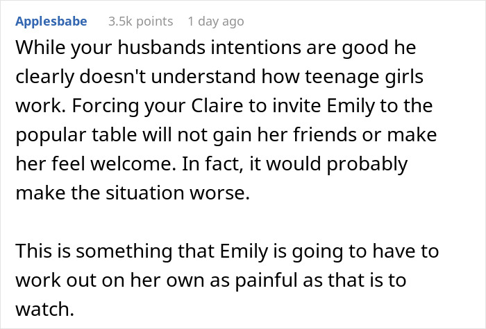 Dad Demands Daughter Invite Friendless Sister To Sit With Her At &ldquo;Popular&rdquo; Table, Mom Intervenes