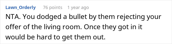 Woman Refuses To Let Homeless Parents Occupy Her Pet Room, Wonders If She's Being Cruel Woman Refuses To Let Homeless Parents Occupy Her Pet Room, Wonders If She's Being Cruel