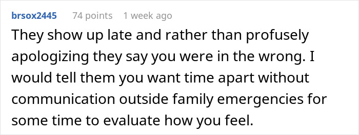 Person Starts Their Wedding On Time, It Offends Their 'Always Late' Parents Who Miss 3/4 Of It