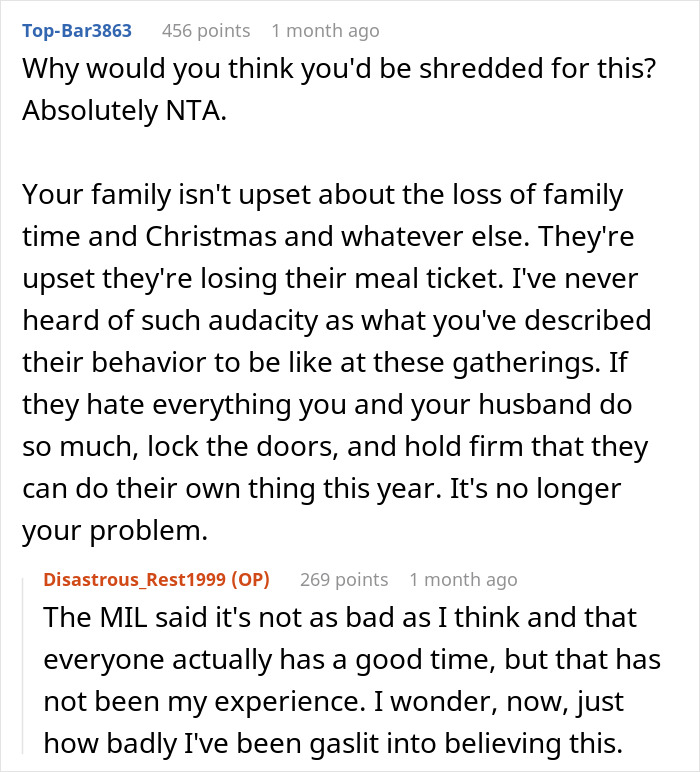 Family Tired Of Hosting Ungrateful Relatives For Christmas Decide To Cancel, Drama Ensues