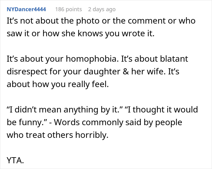 Daughter Decides To Skip Christmas Over Joke Her Mom Made 2 Years Ago, Mom Asks For Advice Daughter Decides To Skip Christmas Over Joke Her Mom Made 2 Years Ago, Mom Asks For Advice