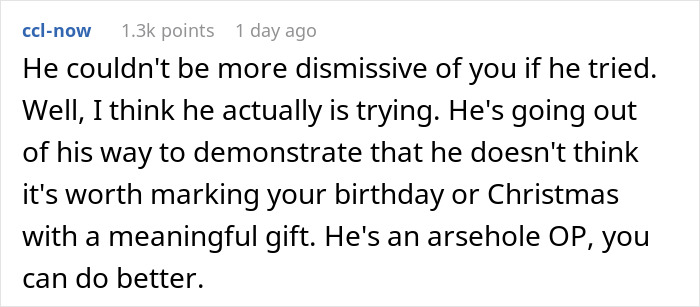 &ldquo;Kick Him To The Curb&rdquo;: The Internet Reacts After Man&rsquo;s Horrendous Christmas Gift Makes GF Cry