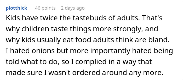 "Just Eat A Few Bites": Girl Forces Herself To Eat Onions At A Friend's House, It Doesn't End Well