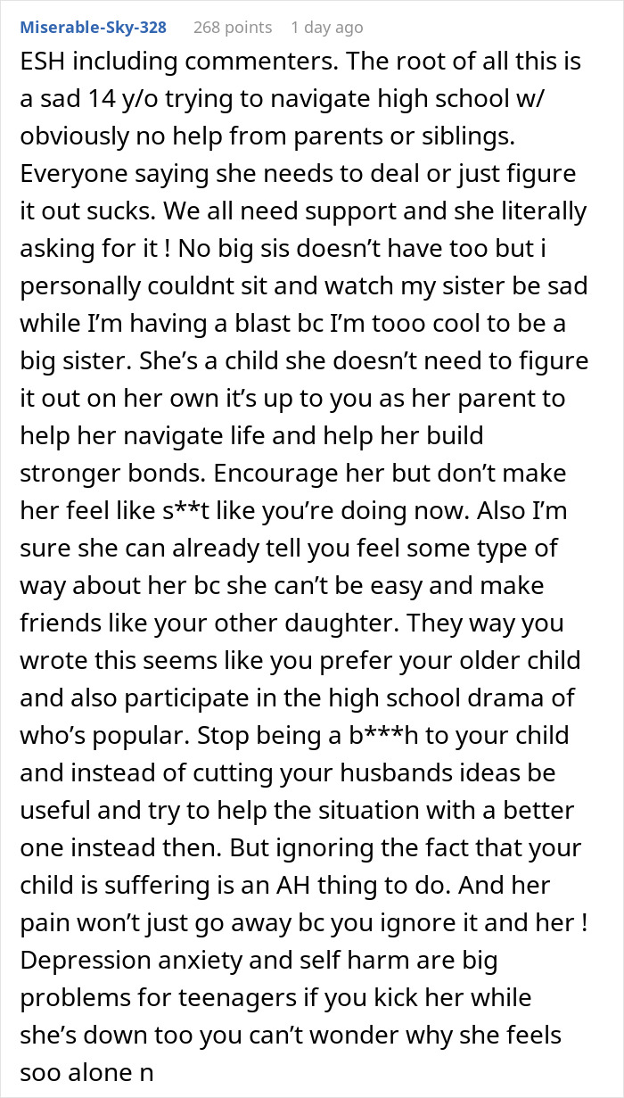 Dad Demands Daughter Invite Friendless Sister To Sit With Her At &ldquo;Popular&rdquo; Table, Mom Intervenes