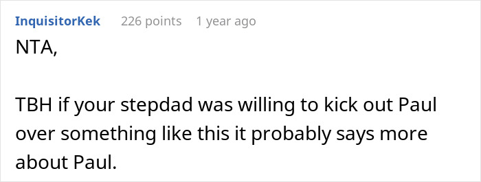 “Nobody Shouts At My Child”: Woman Accused Of Ruining Christmas After Family Gets Banned “Nobody Shouts At My Child”: Woman Accused Of Ruining Christmas After Family Gets Banned