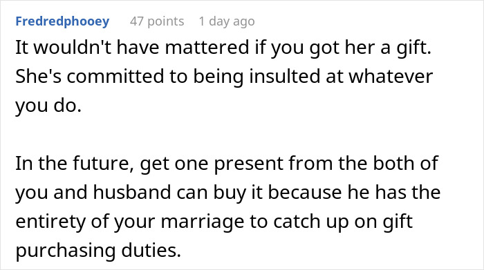 MIL Tosses Christmas Gift To The Side After Learning DIL Bought It, Regrets It A Year Later