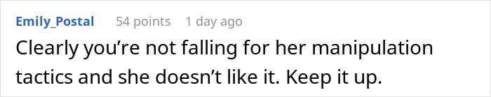 MIL Tosses Christmas Gift To The Side After Learning DIL Bought It, Regrets It A Year Later