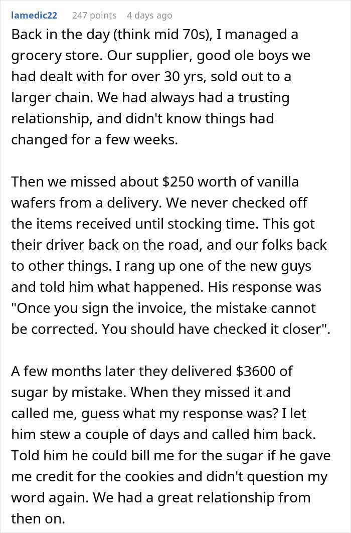 Entitled Man Cuts In Line And Yells At A Kid At Food Court, Loses $147 Due To His Rudeness Entitled Man Cuts In Line And Yells At A Kid At Food Court, Loses $147 Due To His Rudeness