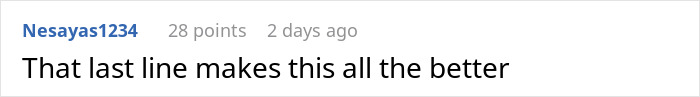 Karen Demands Grieving Neighbor Put Up Christmas Decor For Her Kids, He Maliciously Complies Karen Demands Grieving Neighbor Put Up Christmas Decor For Her Kids, He Maliciously Complies
