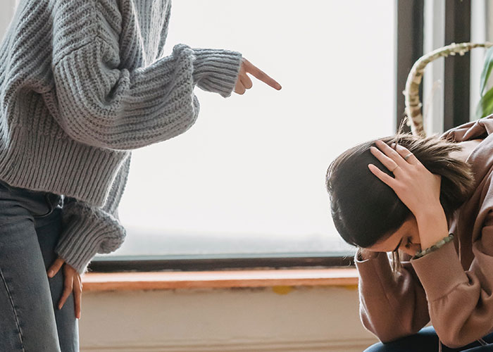 30 Bad Habits That A Shocking Amount Of People Have