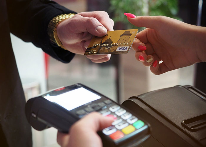 30 Bad Habits That A Shocking Amount Of People Have