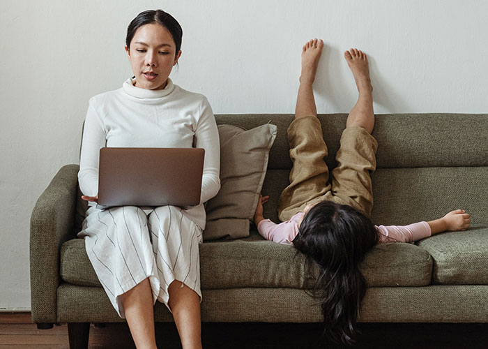 “She Lost It”: Person Refuses To Give Up Their Days Off Just Because They Don’t Have Kids “She Lost It”: Person Refuses To Give Up Their Days Off Just Because They Don’t Have Kids