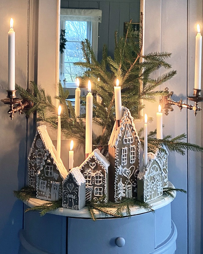 The City Is Alive And Well And Is Packed Up And Down Every Christmas