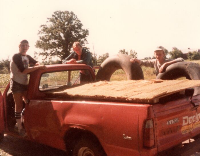 Concert Baseball T And Tube Sox With Colored Bands