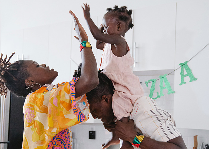 30 Outdated Parenting Myths That Too Many People Still Take For Fact