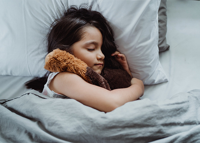 30 Outdated Parenting Myths That Too Many People Still Take For Fact