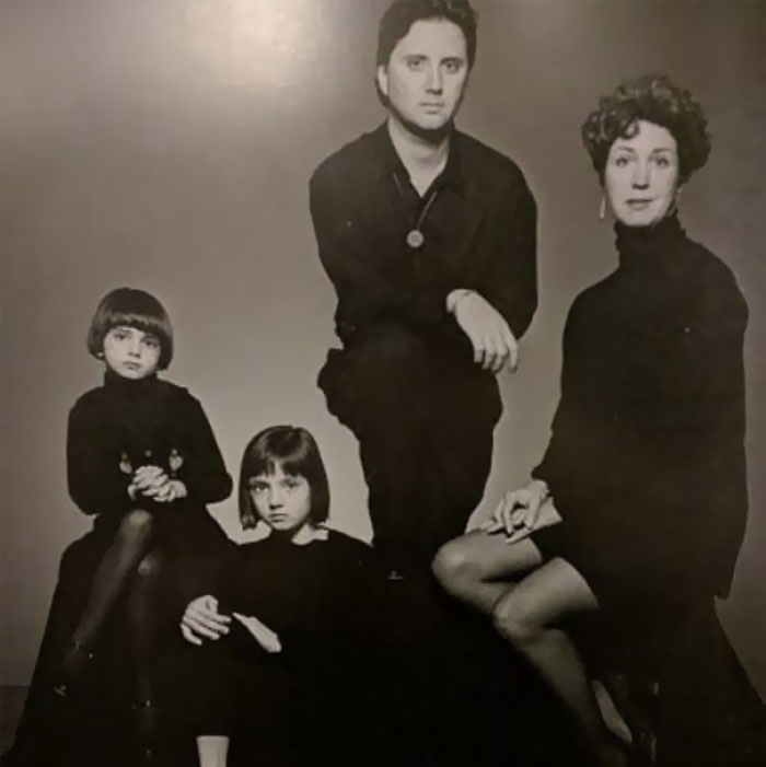 Sí, esta es la foto familiar de mi infancia