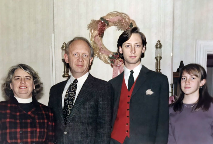 Cuando consigues colar a tu hamster en la foto familiar