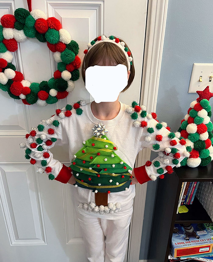 This Ugly Christmas Sweater I Made For My Daughter's School Celebration