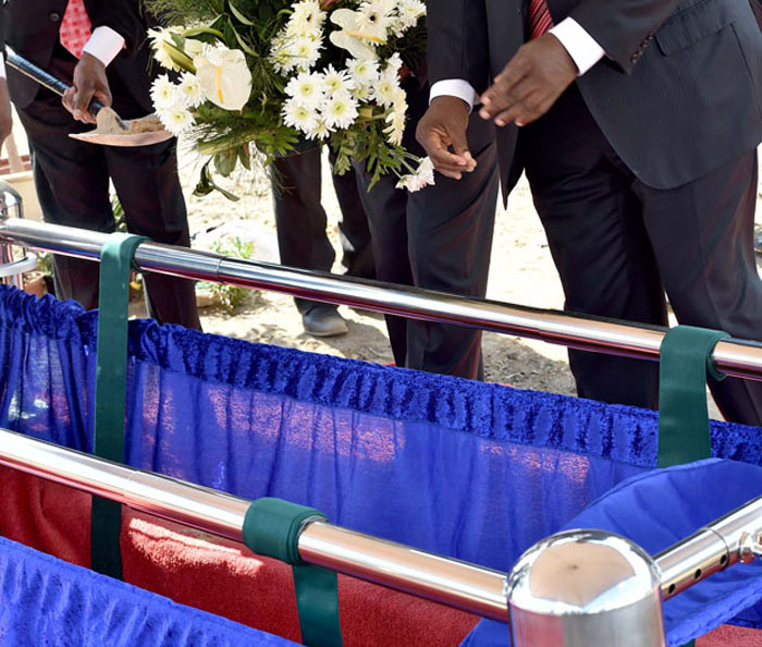 Worker Saves Company By Not Throwing Out New Equipment As Instructed By The Manager Worker Saves Company By Not Throwing Out New Equipment As Instructed By The Manager