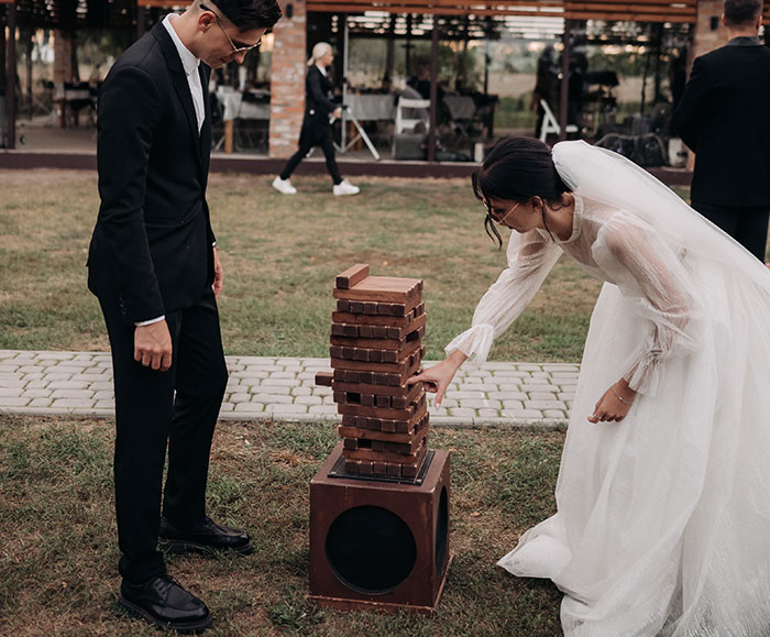 &ldquo;Am I The Jerk For Last Minute Declining To Go To A Friend&rsquo;s Dry Wedding On New Year&rsquo;s Eve?&rdquo;