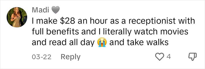 Woman Is Surprised Domino&rsquo;s Cashiers Earn $18/Hour, Realizes How Overworked And Underpaid She Is