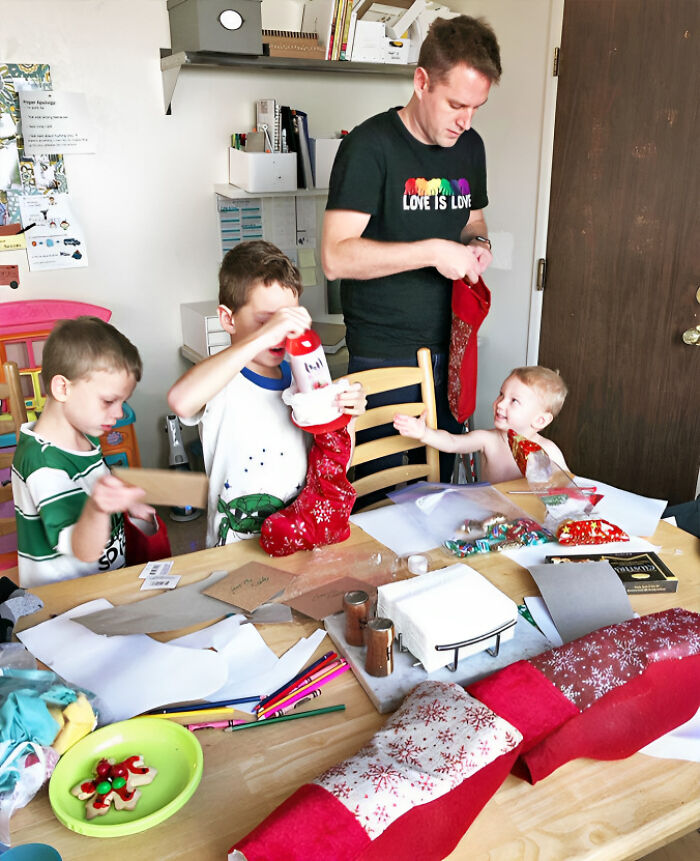 This Year, My Family Will Spend Time Together Stuffing Stockings And Delivering Them To Homeless People