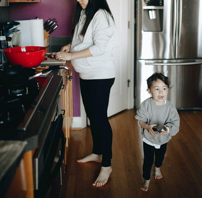 Pregnant Woman Balks After Finding Out She&rsquo;s Been Living In A Brutal Lie With Her Partner