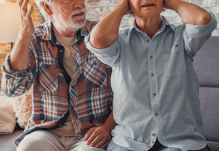 &ldquo;I Called It Quits&rdquo;: Man Leaves His GF Of 25 Years Over Menopause, Gets Called Out Online