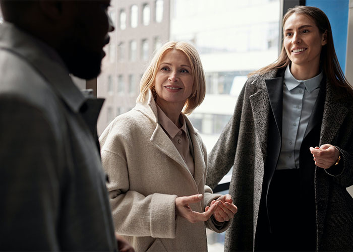 Neighbor Who Thinks He Owns The Street Starts Insulting The Wrong Man's Mother And Soon Regrets It