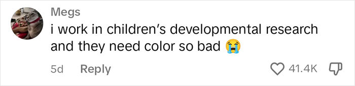 'Beige' Mom Shares She Repainted Her Toddler's Christmas Tree, Gets Roasted In The Comments