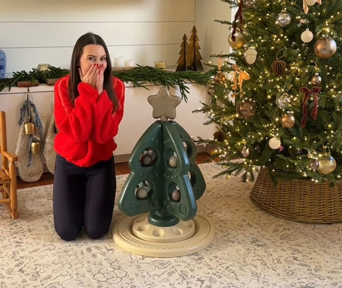 'Beige' Mom Shares She Repainted Her Toddler's Christmas Tree, Gets Roasted In The Comments