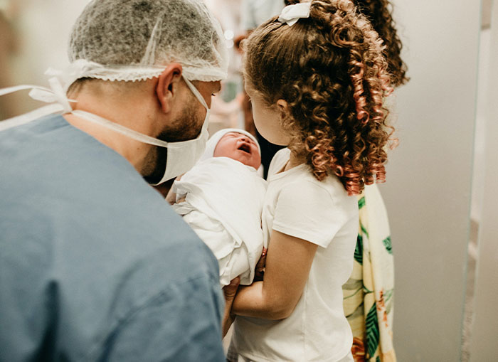 Woman Finds A Clever Way To Shut Down MIL Who Insists To Be Present At The Birth Of Her Grandkid Woman Finds A Clever Way To Shut Down MIL Who Insists To Be Present At The Birth Of Her Grandkid