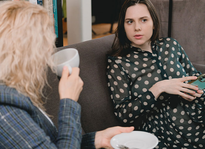 Woman Finds A Clever Way To Shut Down MIL Who Insists To Be Present At The Birth Of Her Grandkid Woman Finds A Clever Way To Shut Down MIL Who Insists To Be Present At The Birth Of Her Grandkid