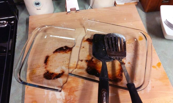 If You Start Cooking Beef Wellington At 23:30, Your Pan Will Crack At Exactly Midnight Of The New Year