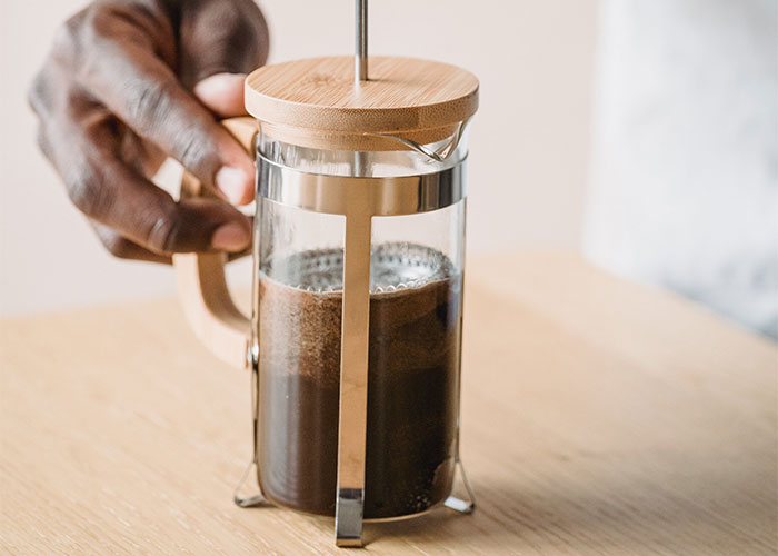 50 “Obsolete” Bits Of Technology People Refuse To Stop Using