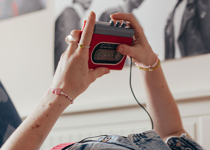 20 Tecnologías obsoletas que mucha gente sigue usando felizmente