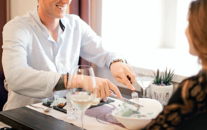 "Women, What's Your Worst Experience Dating A Frugal Person?" (30 Answers)