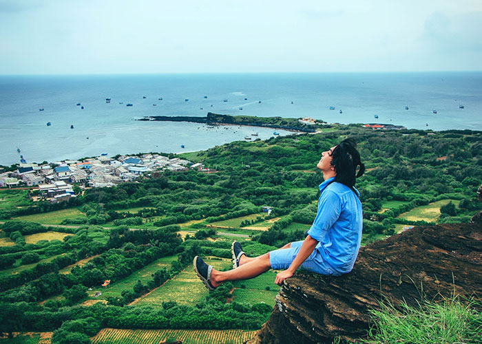 "Reuse Things": 30 Things Poor Countries Do So Much Better Than Rich Ones