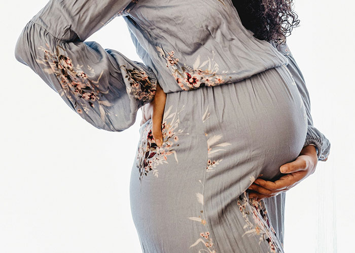 "Your Nose Grows": 30 Women Share Pregnancy Side Effects They Had No Idea About