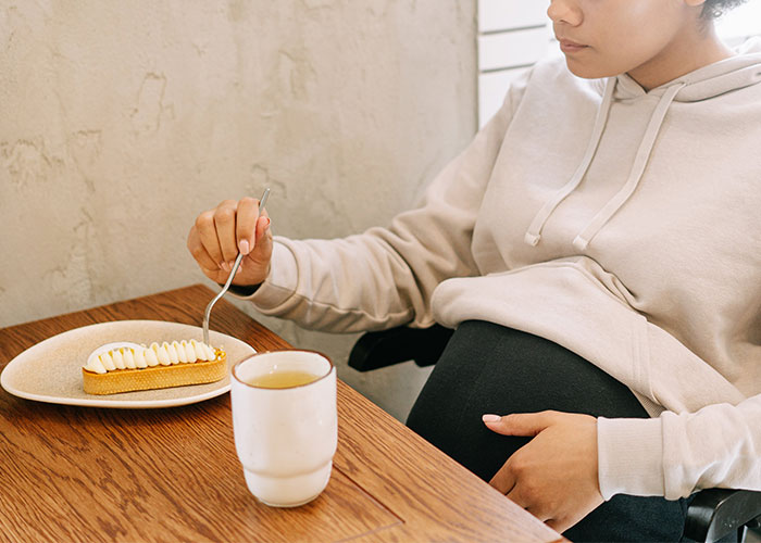 "Your Nose Grows": 30 Women Share Pregnancy Side Effects They Had No Idea About