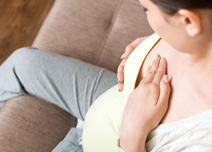 "Your Nose Grows": 30 Women Share Pregnancy Side Effects They Had No Idea About