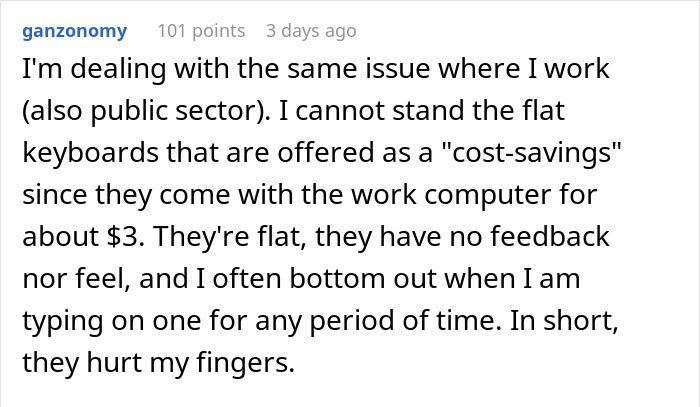 Teacher Makes A DIY Chair From A Car Seat But Principal Replaces It With A Cheap One, Regrets It