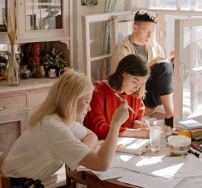 &ldquo;She Looked Utterly Disgusted&rdquo;: Thieving Roommate Learns Her Lesson