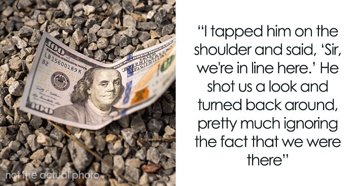 Entitled Man Cuts In Line And Yells At A Kid At Food Court, Loses $147 Due To His Rudeness