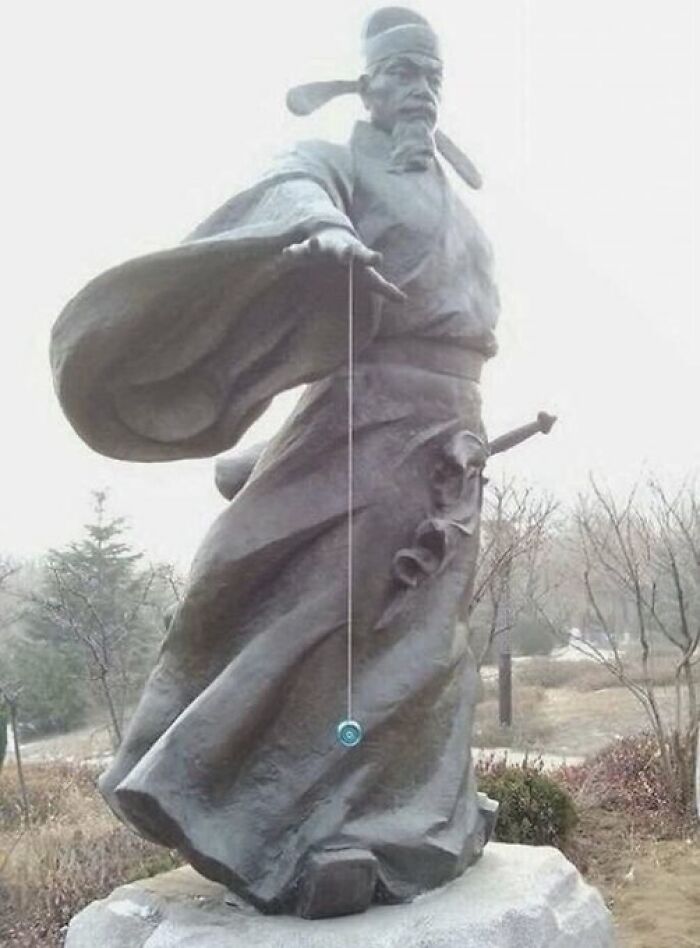 Strange-Weird-Cursed-Images