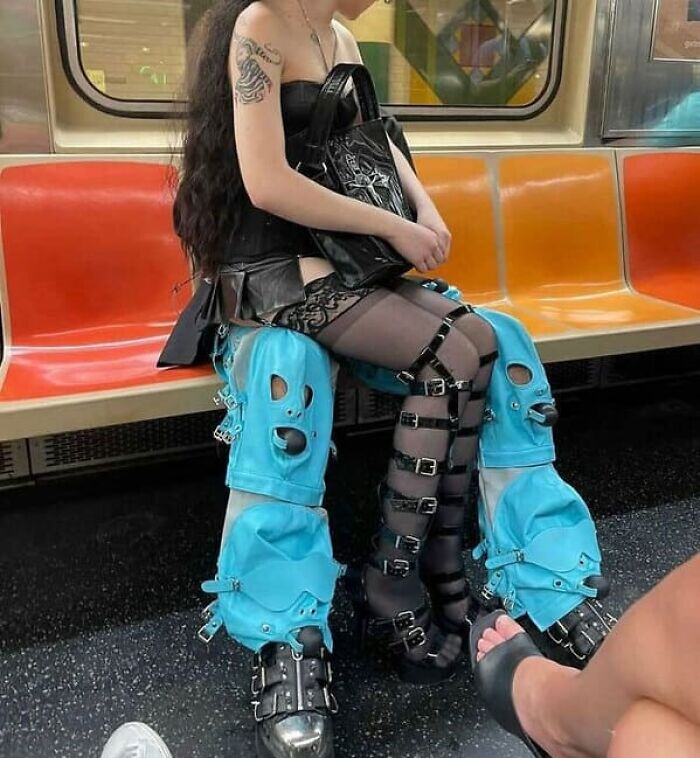 Subway-Creatures-Funny-Pics