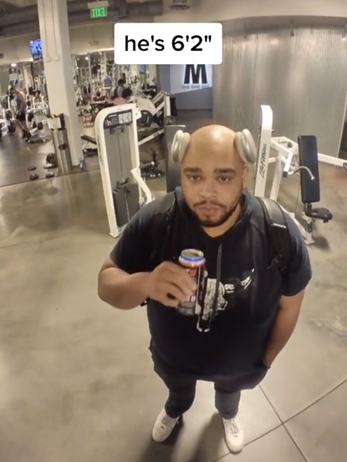 This TikToker Shares What Life Looks Like When You're 7’1” Tall And People Are Here For It This TikToker Shares What Life Looks Like When You're 7’1” Tall And People Are Here For It