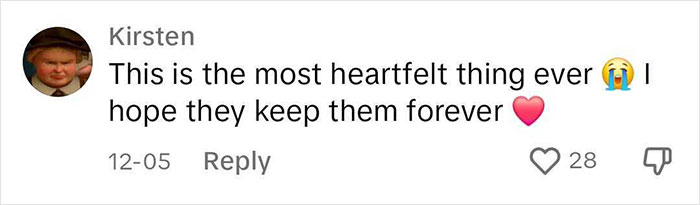 Teacher Tells Her Students To Draw Their ‘Dream Hat,’ Her Mom Makes Their Designs A Reality Teacher Tells Her Students To Draw Their ‘Dream Hat,’ Her Mom Makes Their Designs A Reality