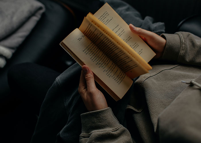 "People With Enormously Obese Pets": 35 Things People Can't Help But Judge Others For